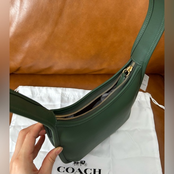 Coach Curve Zip Small Leather Shoulder Bag - Picture 4 of 10